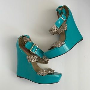 Size 8 Wedges Sandals. Braided beige straps.